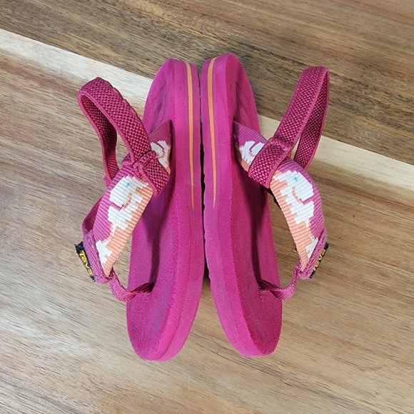 Teva Mush II Elephants Vivacious Pink Flip Flop Sandals with Ankle Strap Size 6 - Picture 8 of 12